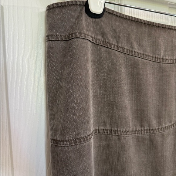 J. Jill Grey Brown Denim Maxi Skirt Size 12 Tencel Long Flowy Modest Boho - Picture 3 of 7